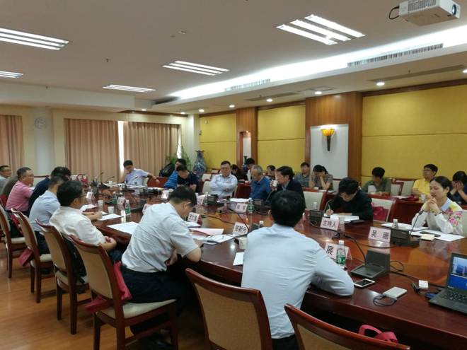 http://www.gdufs.edu.cn/__local/E/E8/01/FEDE9B0BF2D5ED11673103AE9BD_1395F40F_2F33B5.jpg?e=.jpg