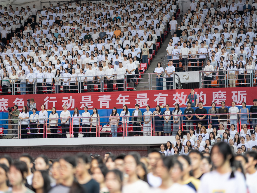 DSC08924.jpg 伟德国际1946